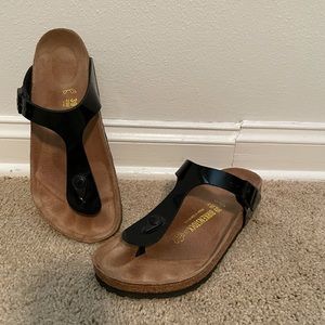 Birkenstock Gizah thong style sandals